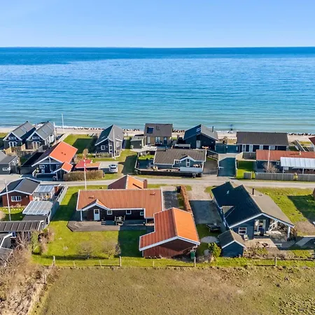Sea Views And Life On North Funen 別荘 *