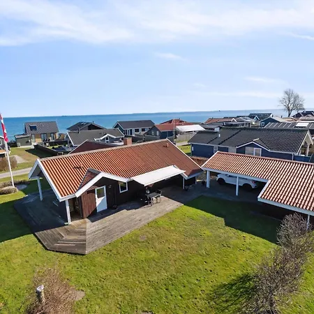 別荘 Sea Views And Life On North Funen